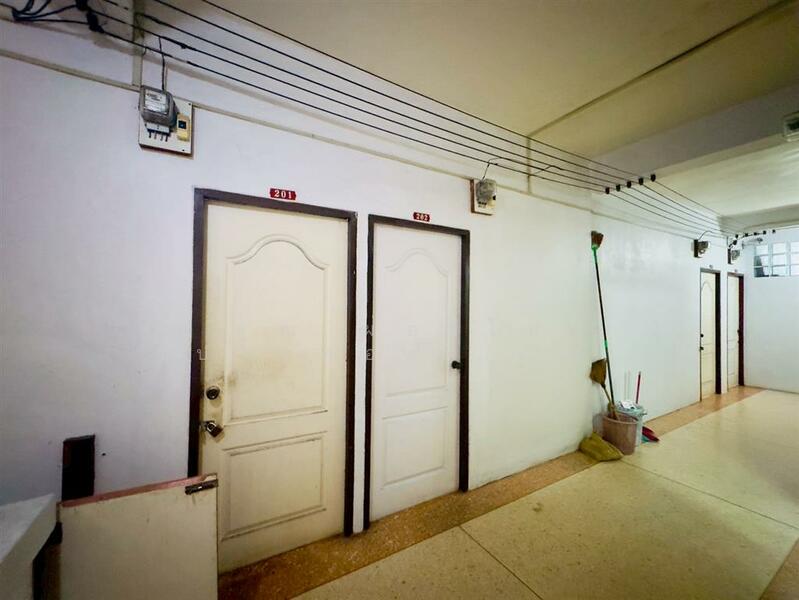 ขาย - ห้องเช่า 4 ชั้น 54 ตร.ว. ห้องเช่า ซอยศิวปรีชา ถนนเอกชัย, กรุงเทพ