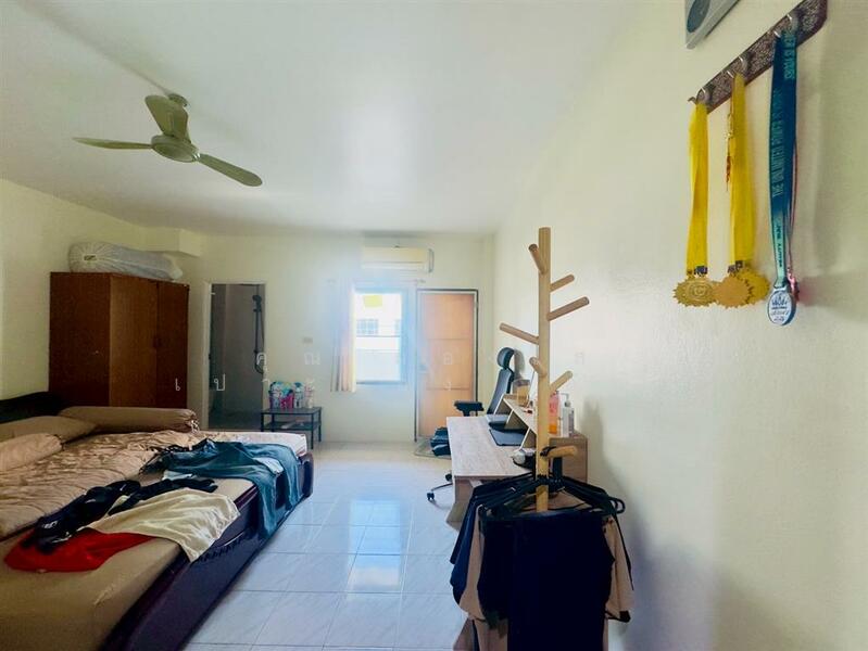 ขาย - ห้องเช่า 4 ชั้น 54 ตร.ว. ห้องเช่า ซอยศิวปรีชา ถนนเอกชัย, กรุงเทพ