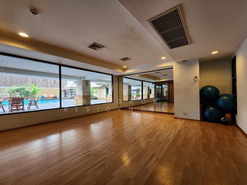 Cosmo Villa (คอสโม่ วิลล่า), กรุงเทพ, 33 ซอยสุขุมวิท 12 ถนนสุขุมวิท แขวง/เขตคลองเตย กทม., คลองเตย, คลองเตย, กรุงเทพ, 245 ตร.ม., อพาร์ทเมนท์ ให้เช่า, โดย Bangkok Residential, 500024185 - DDproperty.com