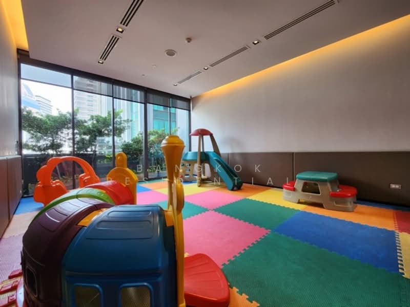 Hyde Sukhumvit 13, Bangkok, 13 Sukhumvit Road, Khlongtoei Nua, Watthana, Bangkok, 3 Bedrooms, 100 sqm, Condo For Rent, by Bangkok Residential, 500024379 - DDproperty.com