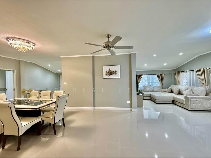 Pool Villa for Sale – East Pattaya, Chon Buri (Pattaya), Bang Lamung, Bang Lamung (Pattaya), Chon Buri (Pattaya), 4 Bedrooms, 300 sqm, Single Detached House For Sale, by PLC Real Estate, 500024464 - DDproperty.com