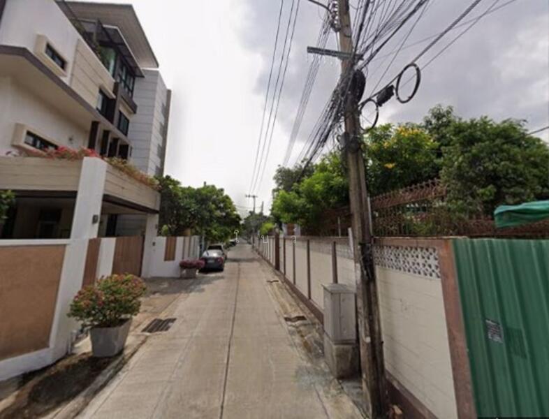 For Sale - บ้านเดี่ยว 2 ชั้น ทำเลพระราม 5 ซอยสงวนสุข, Bangkok