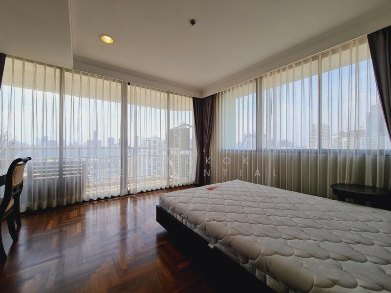 Lake Green, Bangkok, 199 Sukhumvit Soi 8, Khlong Toei, Khlong Toei, Bangkok, 3 Bedrooms, 136 sqm, Condo For Rent, by Bangkok Residential, 500024539 - DDproperty.com