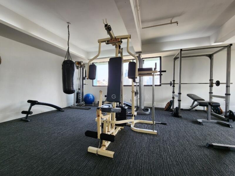 Lake Green, Bangkok, 199 Sukhumvit Soi 8, Khlong Toei, Khlong Toei, Bangkok, 3 Bedrooms, 136 sqm, Condo For Rent, by Bangkok Residential, 500024539 - DDproperty.com