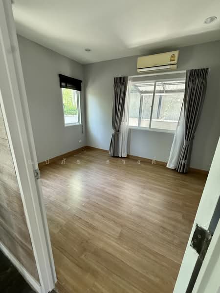 Centro Chaiyaphruek-Chaengwattana, Nonthaburi, Rural Road 2051, Khlong Phra Udom, Pak Kret, Nonthaburi, 4 Bedrooms, 220 sqm, Single Detached House For Sale, by ณปภัช ธวงค์ไพ, 500024700 - DDproperty.com