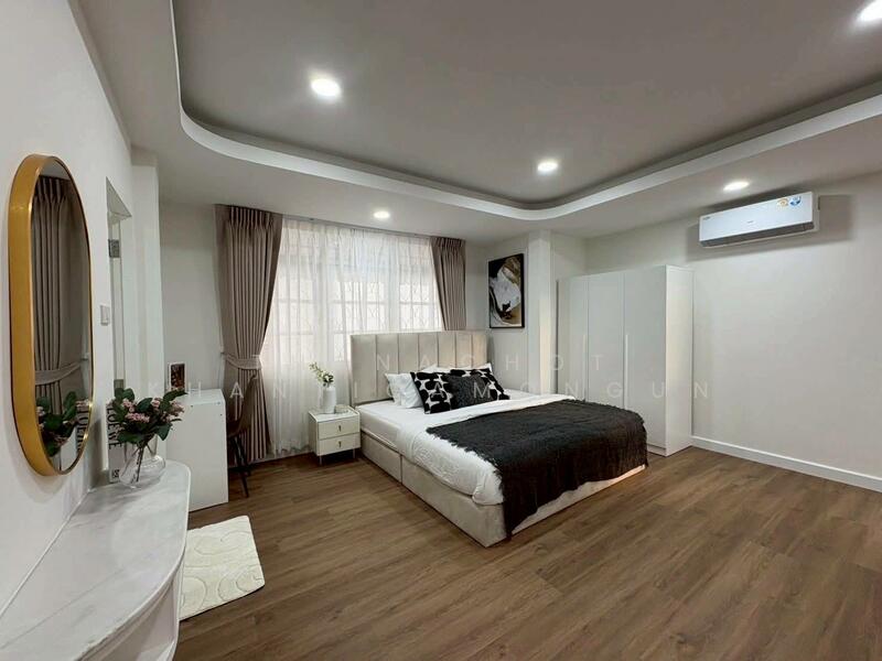 ให้เช่า - วิลล่า 5-ห้องนอน, กรุงเทพ