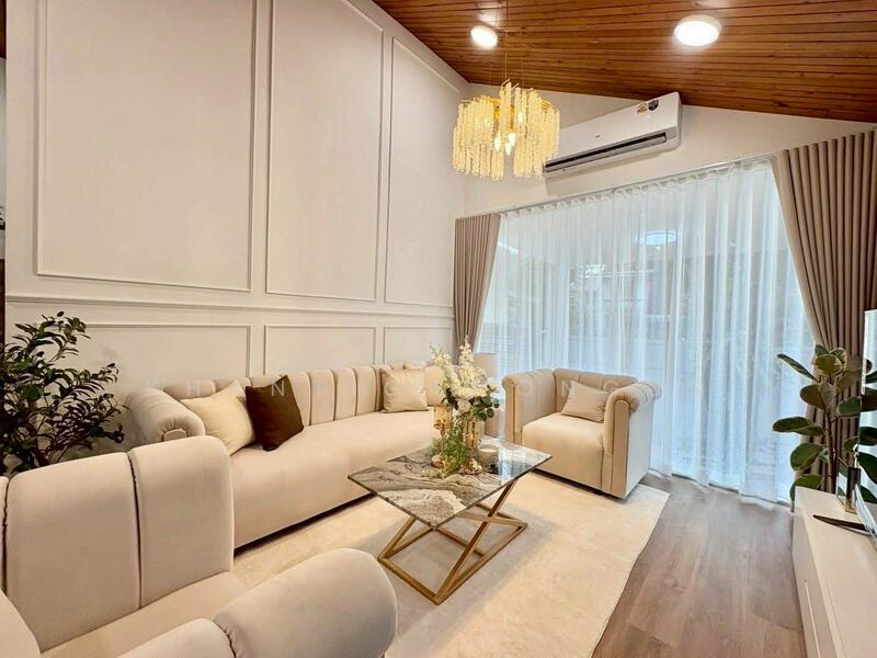 For Rent - 5-BR Villa, Bangkok