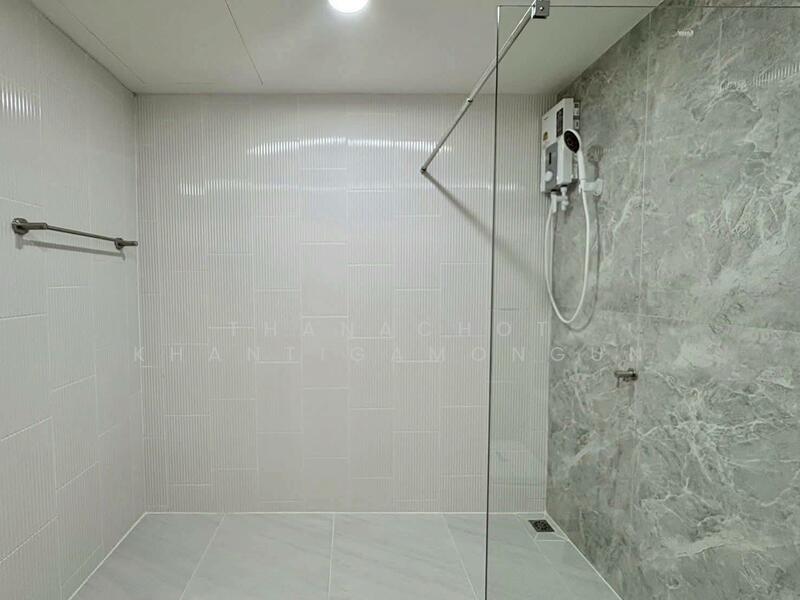 ให้เช่า - วิลล่า 5-ห้องนอน, กรุงเทพ