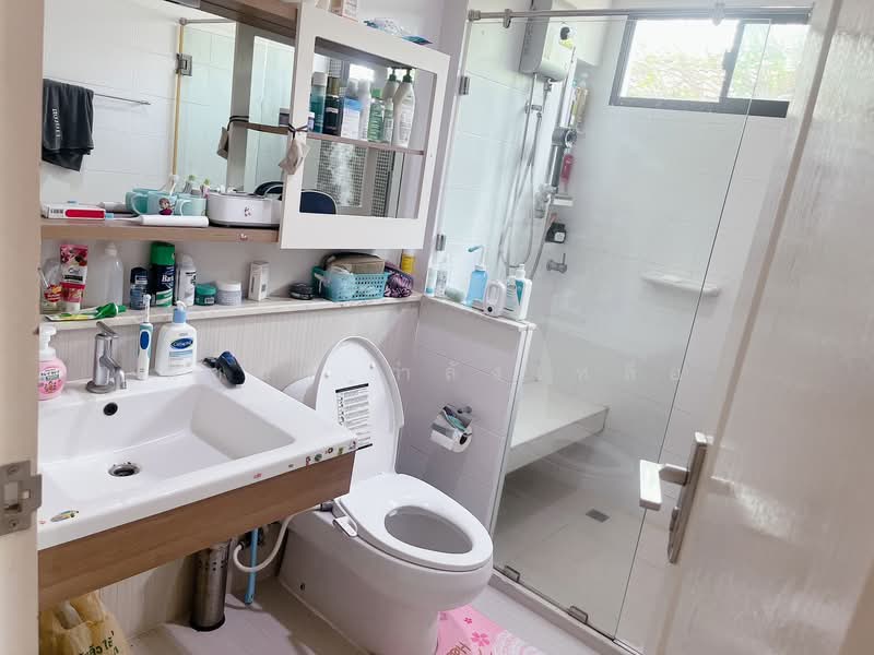 Mantana Lake Watcharapol, Bangkok, Sukhaphiban 5 Road, O-Ngoen, Sai Mai, Bangkok, 4 Bedrooms, 210 sqm, Single Detached House For Sale, by นัชชา กำลังเหลือ, 500024898 - DDproperty.com