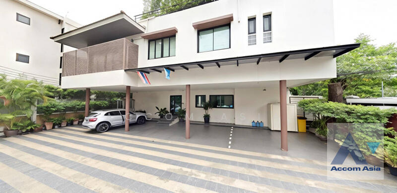 ขาย - RARE Items หาไม่ได้แล้ว!! บ้านขนาดใหญ่ / Apartments for expat executives – เดินเพียง 5 นาทีถึง Empor, กรุงเทพ