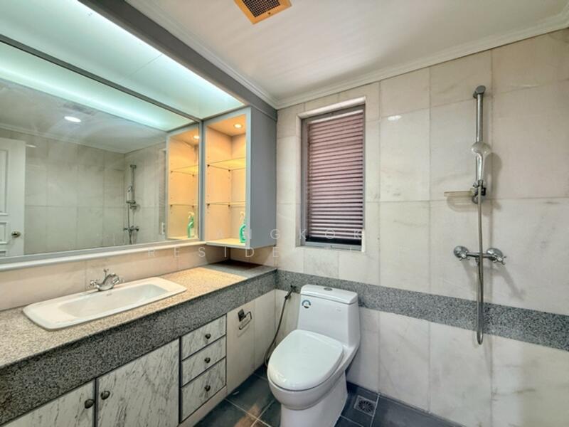 Baan Suanpetch, Bangkok, 18 Soi Sukhumvit 39, Khlong Tan Nua, Watthana, Bangkok, 2 Bedrooms, 129 sqm, Condo For Rent, by Bangkok Residential, 500025064 - DDproperty.com