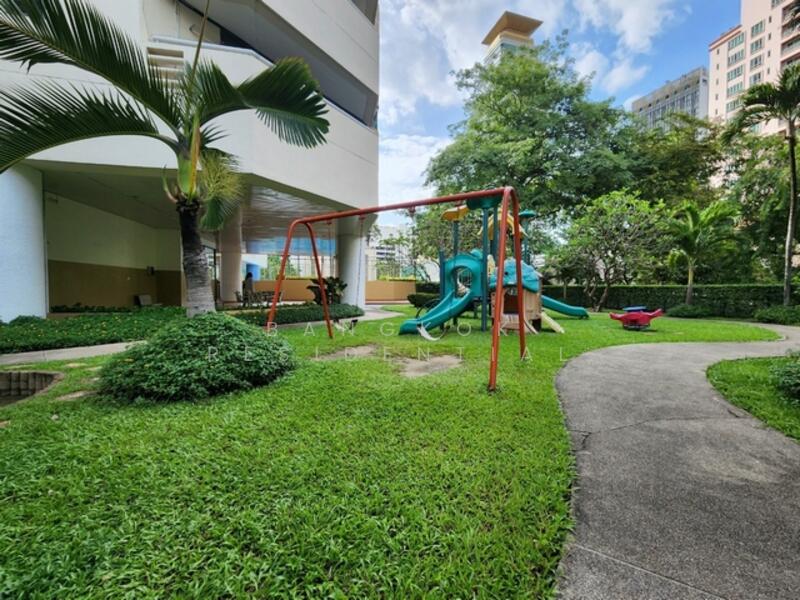 Baan Suanpetch, Bangkok, 18 Soi Sukhumvit 39, Khlong Tan Nua, Watthana, Bangkok, 2 Bedrooms, 129 sqm, Condo For Rent, by Bangkok Residential, 500025064 - DDproperty.com