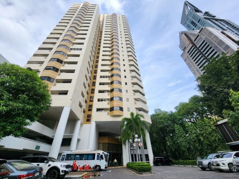 Baan Suanpetch, Bangkok, 18 Soi Sukhumvit 39, Khlong Tan Nua, Watthana, Bangkok, 2 Bedrooms, 129 sqm, Condo For Rent, by Bangkok Residential, 500025064 - DDproperty.com