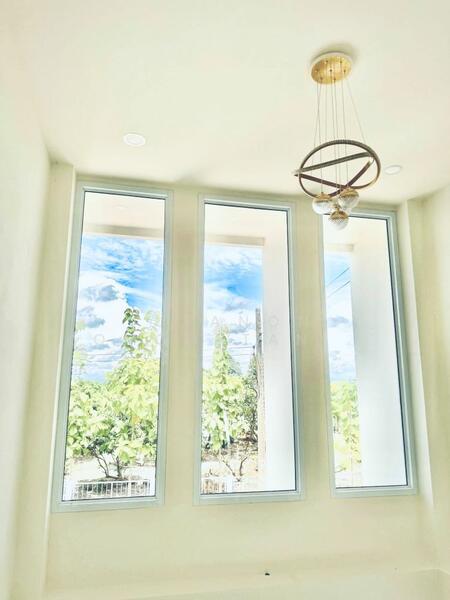 ขายบ้านเดี่ยวหรู 2 ชั้น บ้านศรีย้อย ต้นธง - ลำพูน บ้านใหม่สไตล์โมเดิร์น ของแถมจัดเต็ม ถูกมาก, Lamphun, Ton Thong, Muang Lamphun, Lamphun, 2 Bedrooms, 60 sqm, Single Detached House For Sale, by Jutanon Komoottanaruk, 500025130 - DDproperty.com