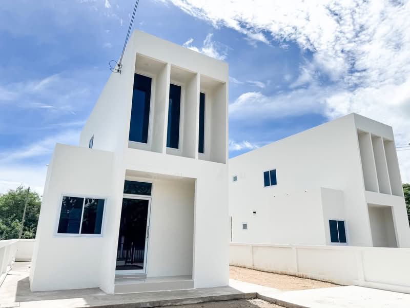 ขายบ้านเดี่ยวหรู 2 ชั้น บ้านศรีย้อย ต้นธง - ลำพูน บ้านใหม่สไตล์โมเดิร์น ของแถมจัดเต็ม ถูกมาก, ลำพูน, ต้นธง, เมืองลำพูน, ลำพูน, 60 ตร.ม., บ้านเดี่ยว ขาย, โดย คุณ ตั้ม, 500025130 - DDproperty.com