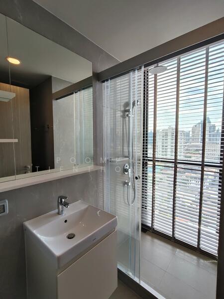 The Issara Sathorn : ดิ อิสสระ สาทร, Bangkok, ถนนจันทน์, Thung Maha Mek, Sathon, Bangkok, 2 Bedrooms, 59 sqm, Condo For Sale, by Poomphat Tienthongsakul, 500025303 - DDproperty.com