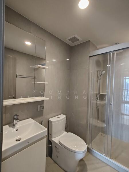 The Issara Sathorn : ดิ อิสสระ สาทร, Bangkok, ถนนจันทน์, Thung Maha Mek, Sathon, Bangkok, 2 Bedrooms, 59 sqm, Condo For Sale, by Poomphat Tienthongsakul, 500025303 - DDproperty.com