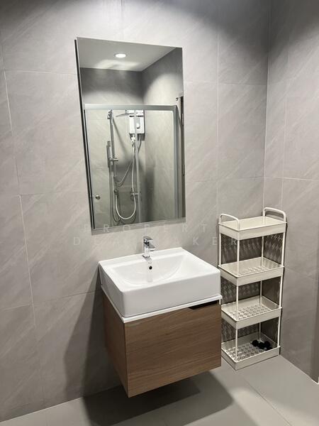 IDEO Sukhumvit Rama 4, Bangkok, Soi Sukhumvit 44, Sukhumvit Road, Phra Kanong, Khlong Toei, Bangkok, 2 Bedrooms, 45 sqm, Condo For Rent, by Property Dealmaker, 500025730 - DDproperty.com