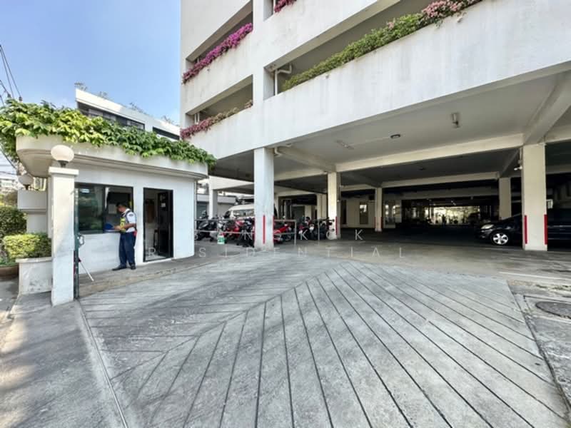 Lee House Apartment : ลี เฮ้าส์ อพารทเมนท์, กรุงเทพ, 13 ทองหล่อ 13, คลองตันเหนือ, วัฒนา, กรุงเทพ, 240 ตร.ม., อพาร์ทเมนท์ ให้เช่า, โดย Bangkok Residential, 500025759 - DDproperty.com