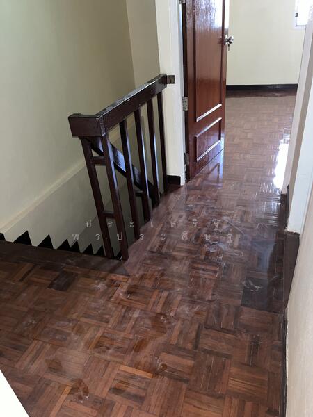 โถงหน้าบันได