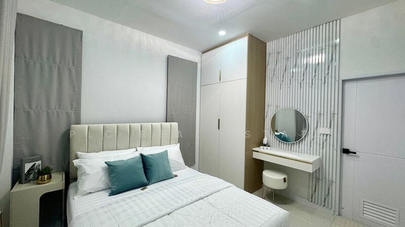 Modern Pool Villa for Sale in Pornprapanimit, Chon Buri (Pattaya), Bang Lamung, Bang Lamung (Pattaya), Chon Buri (Pattaya), 3 Bedrooms, 472 sqm, Single Detached House For Sale, by PLC Real Estate, 500026195 - DDproperty.com