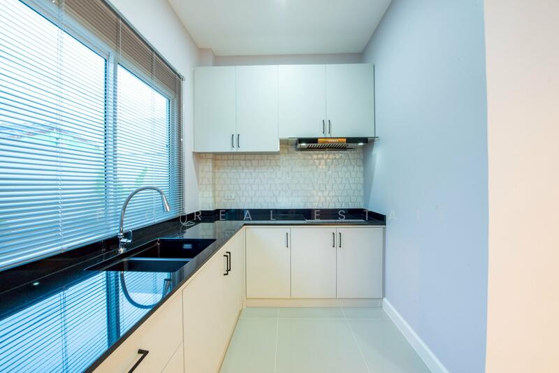 Pool Villa for Sale – East Pattaya, Chon Buri (Pattaya), Bang Lamung, Bang Lamung (Pattaya), Chon Buri (Pattaya), 3 Bedrooms, 220 sqm, Single Detached House For Sale, by PLC Real Estate, 500026276 - DDproperty.com