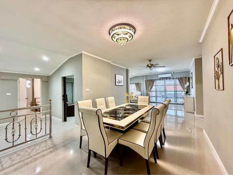 Pool Villa for Sale – East Pattaya, Chon Buri (Pattaya), Bang Lamung, Bang Lamung (Pattaya), Chon Buri (Pattaya), 4 Bedrooms, 300 sqm, Single Detached House For Sale, by PLC Real Estate, 500026352 - DDproperty.com