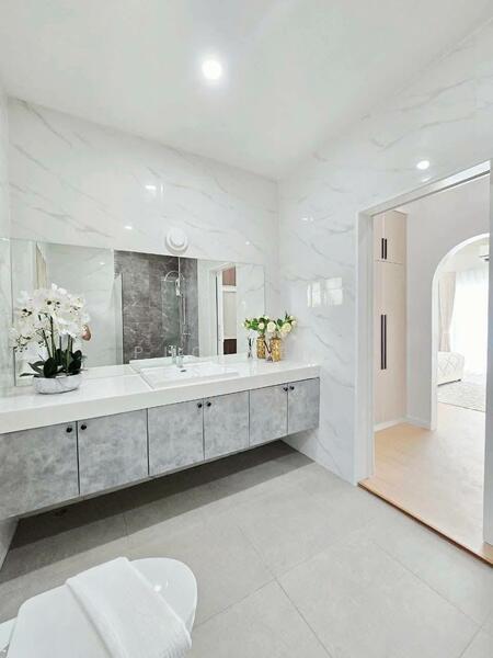 Luxury Pool Villa with Private Swimming Pool in Khao Noi, Chon Buri (Pattaya), Bang Lamung, Bang Lamung (Pattaya), Chon Buri (Pattaya), 4 Bedrooms, 464 sqm, Single Detached House For Sale, by PLC Real Estate, 500026381 - DDproperty.com