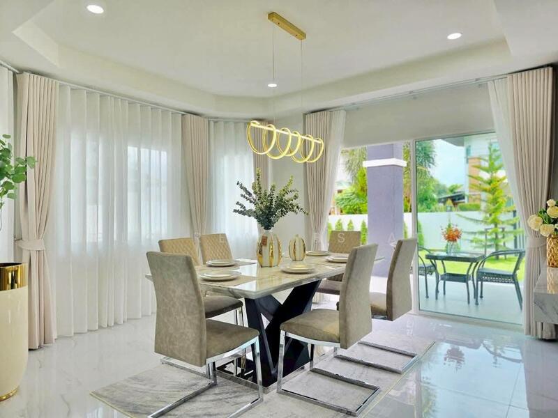 Luxury Pool Villa with Private Swimming Pool in Khao Noi, Chon Buri (Pattaya), Bang Lamung, Bang Lamung (Pattaya), Chon Buri (Pattaya), 4 Bedrooms, 464 sqm, Single Detached House For Sale, by PLC Real Estate, 500026381 - DDproperty.com