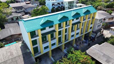 ขาย - ขายทาวน์โฮม 4 ชั้น 24 ตรว. ซอยบางขุนนนท์ 13 เข้ามาเพียง 200 เมตร ใกล้สถานีรถไฟฟ้า BTS บางขุนนนท์, กรุงเทพ