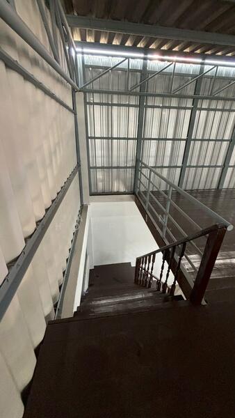 ให้เช่า - ให้เช่าโกดัง เจริญนคร คลองสาน กรุงเทพ ใกล้ไอคอนสยาม, กรุงเทพ