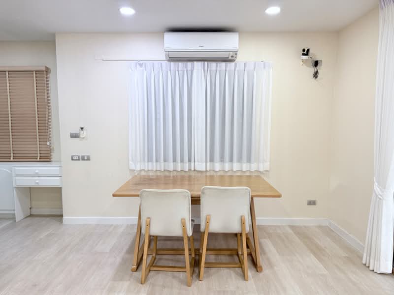 Maneerin Privacy Sriracha : หมู่บ้านมณีรินทร์ ไพรเวซี่ ศรีราชา, ชลบุรี, ถนนชากค้อ-หนองขาม, สุรศักดิ์, ศรีราชา, ชลบุรี, 220 ตร.ม., บ้านเดี่ยว ขาย, โดย The Best Property ไข่นุ้ย, 500026934 - DDproperty.com