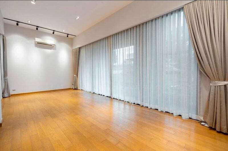 For Sale - Exclusive 4-Bedroom Pool Villa in Sukhumvit 71, Bangkok