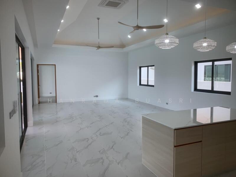 4-BR Villa, Prachuap Khiri Khan, Nong Kae, Hua Hin, Prachuap Khiri Khan, 4 Bedrooms, 180 sqm, Villa For Sale, by Netsakaw Thongsritep, 500027969 - DDproperty.com