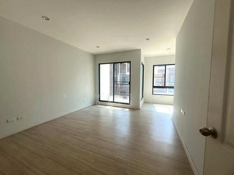 ขาย - Six Nature Ekkachai 64/5 : ซิกเนเจอร์ เอกชัย 64/5, กรุงเทพ