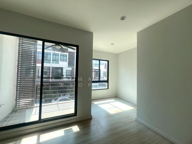 ขาย - Six Nature Ekkachai 64/5 : ซิกเนเจอร์ เอกชัย 64/5, กรุงเทพ