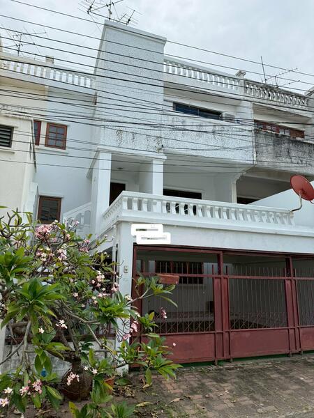 ให้เช่า - หมู่บ้านเอื้อสุข ซอยพัฒนาการ56, กรุงเทพ