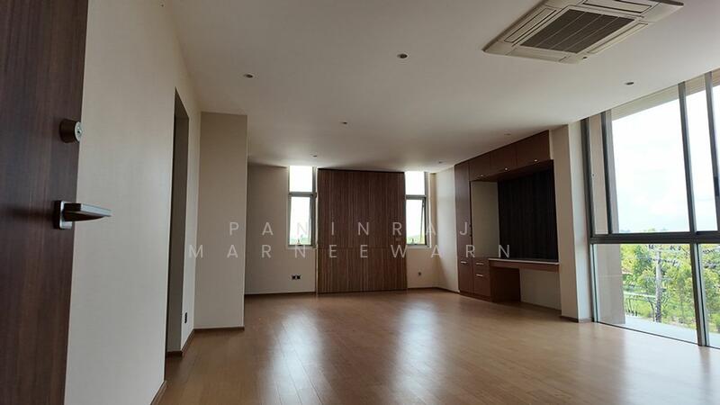 For Sale - 6-BR House, Bangkok