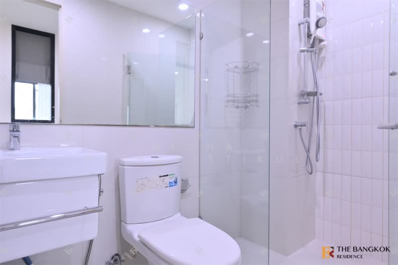 Life Asoke, Bangkok, Asoke-Dindang Road, Bang Kapi, Huai Khwang, Bangkok, 2 Bedrooms, 36 sqm, Condo For Rent, by Nicha Peerakittikul, 500029345 - DDproperty.com