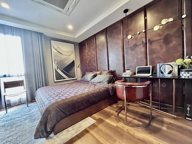 For Sale - 4-BR Villa, Bangkok