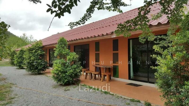 For Sale - 30 Room Hotel For Sale, Phetchaburi