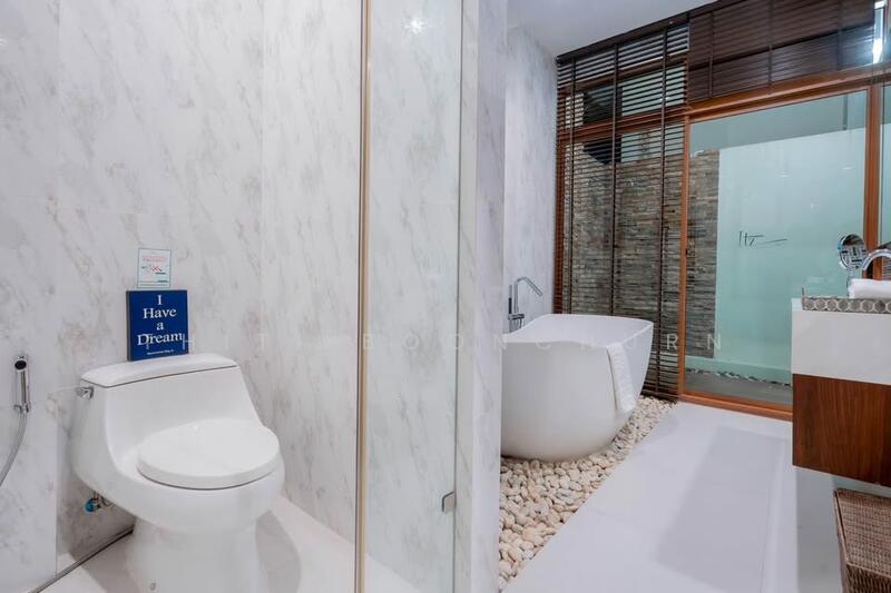 For Rent - Pool Villa, 279sqm, Near Hua Hin Beach, Prachuap Khiri Khan