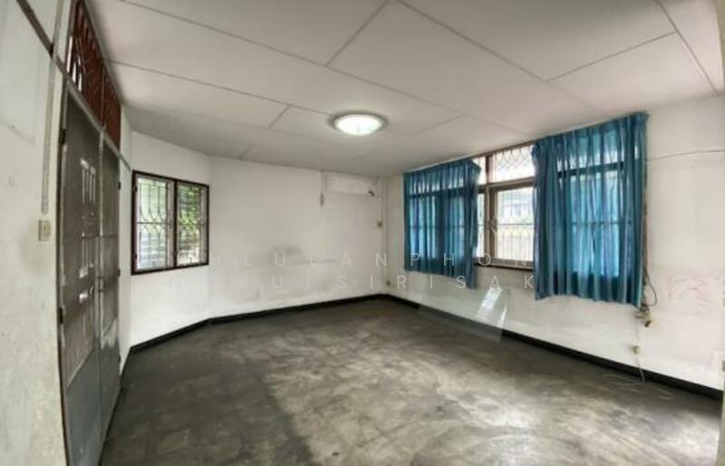 ขาย - บ้าน 4-ห้องนอน, กรุงเทพ