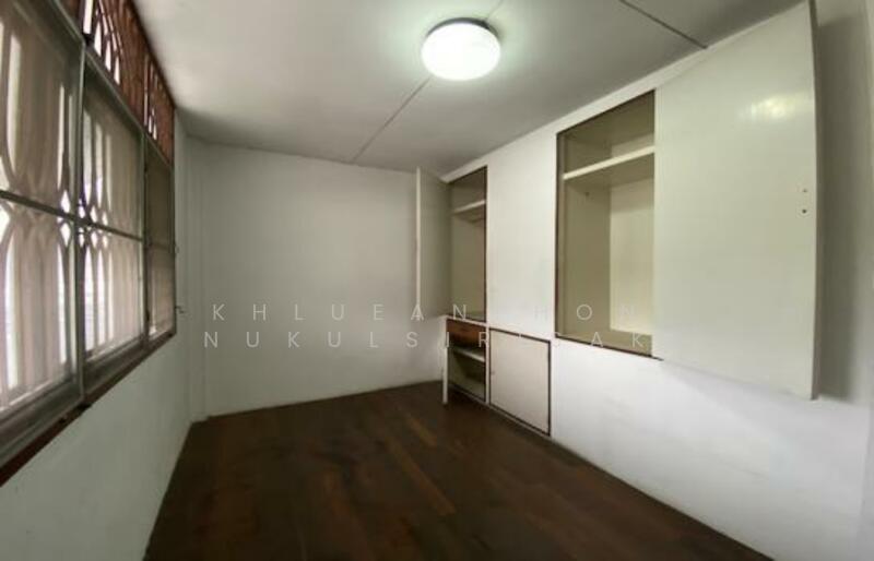 ขาย - บ้าน 4-ห้องนอน, กรุงเทพ