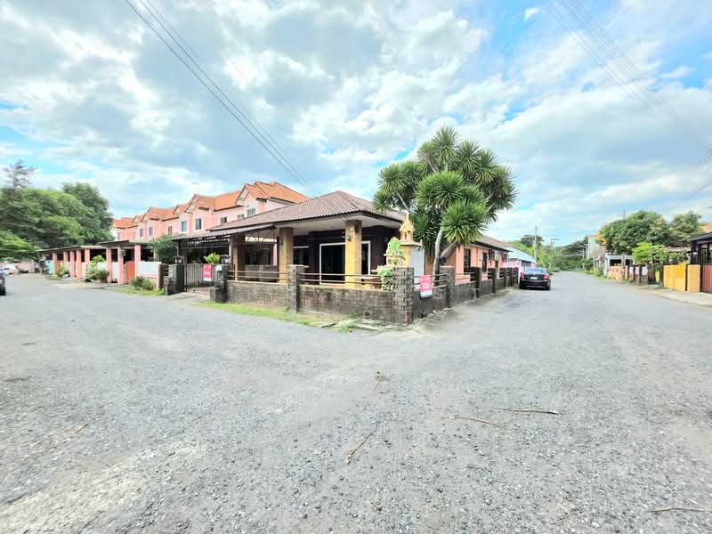 รุ้งตะวัน ชลบุรี, Chon Buri (Pattaya), Nong - Kham, Si Racha, Chon Buri (Pattaya), 4 Bedrooms, 100 sqm, Single Detached House For Sale, by The Best Property สุ, 500030038 - DDproperty.com