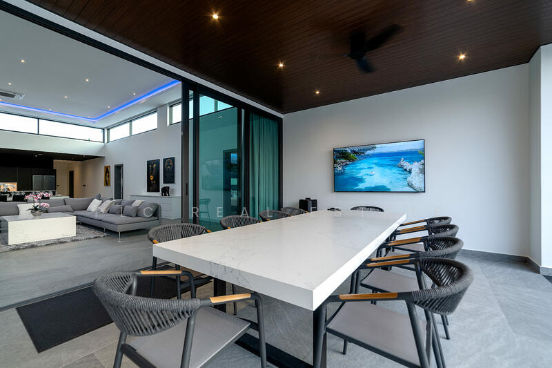 For Sale - Exquisite Luxury Pool Villa for Sale in Khao Talo, Chon Buri (Pattaya)