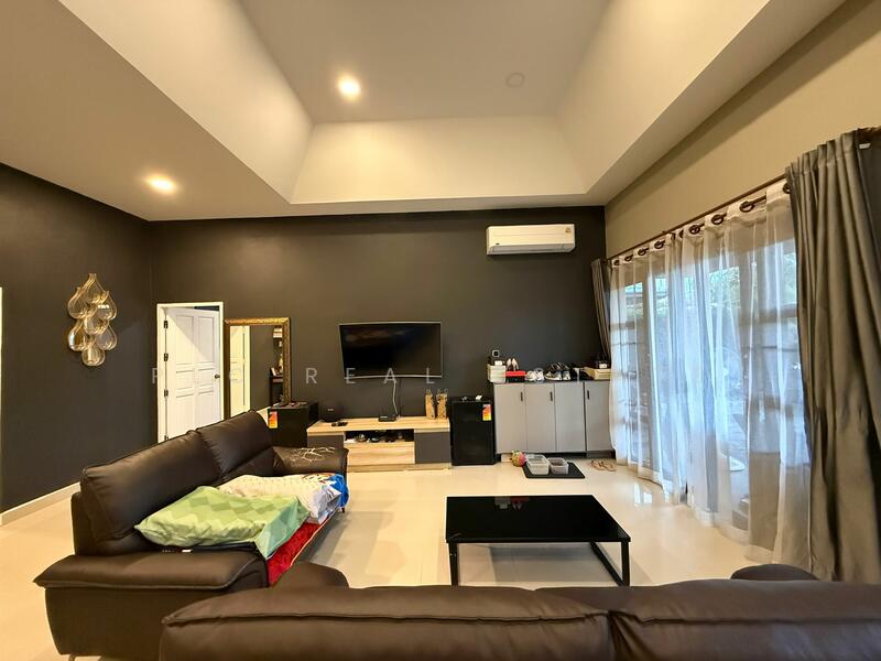 For Sale - Pool Villa for Sale in Jomtien Pattaya, Chon Buri (Pattaya)