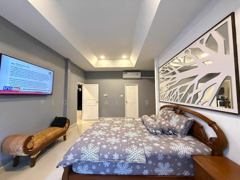 For Sale - Pool Villa for Sale in Jomtien Pattaya, Chon Buri (Pattaya)