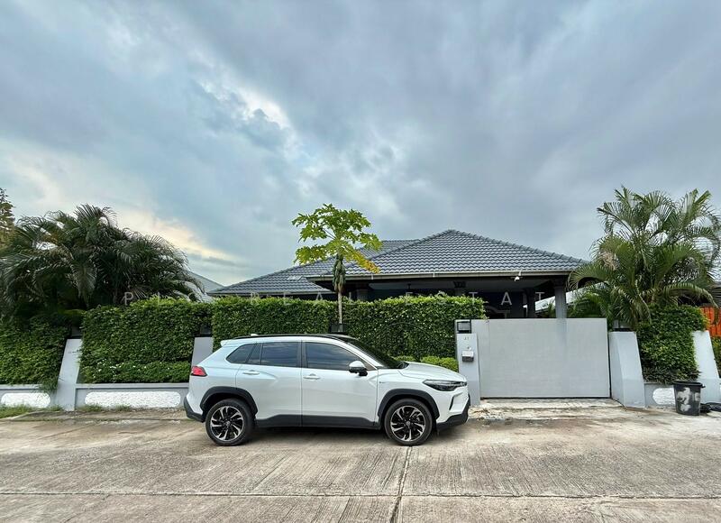 For Sale - Pool Villa for Sale in Jomtien Pattaya, Chon Buri (Pattaya)