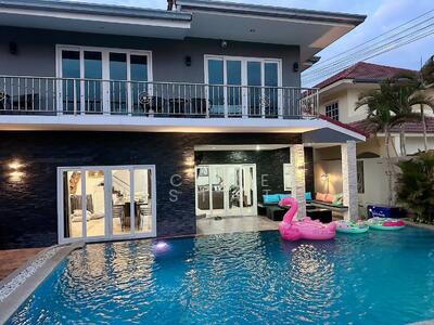 ขาย - ขายวิลล่าพูลวิลล่าส่วนตัว ริมหาดพัทยา, ชลบุรี